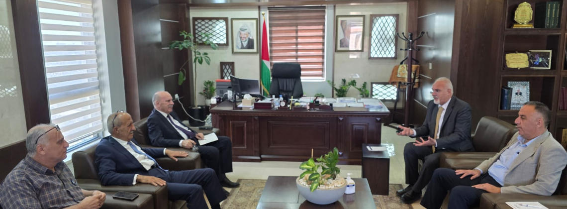 سليمية يبحث مع مجلس تنظيم قطاع المياه آليات التنسيق المشترك لإدارة ملف المياه الزراعية.