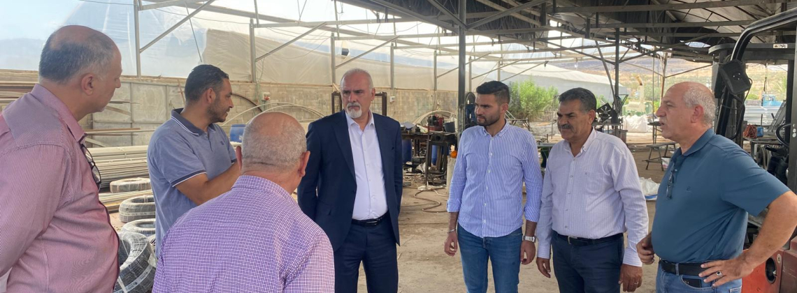 سليمية يتفقد مشتل الجنيدي بعد حرقه من قبل قطعان المستوطنين .