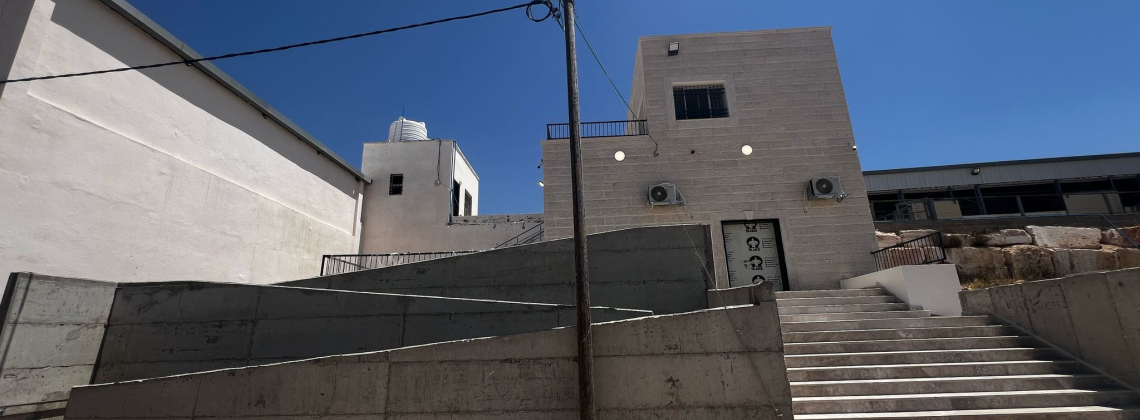 وزارة الزراعة تتسلم أنشطة مشروع الاتحاد الأوروبي في محطة السموع لتحسين السلالات.