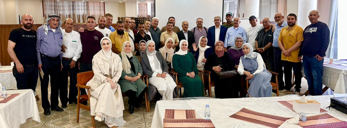 وزارة الزراعة تختتم دورة تدريبية حول تقنيات ما بعد الحصاد للبرقوق في شمال الخليل.