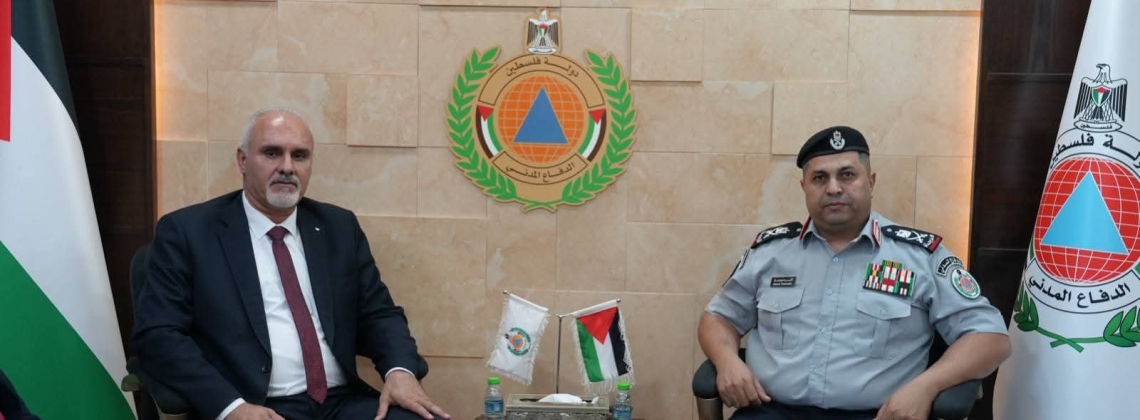 الزراعة تبحث مع الدفاع المدني تعزيز جهود حماية المقدرات الزراعية والحفاظ عليها.