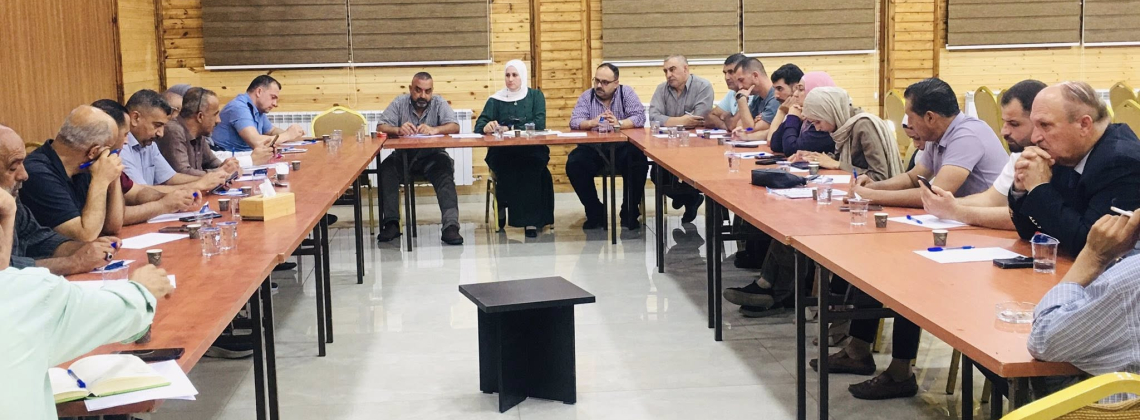 مديريات الزراعة في محافظة الخليل تعقد اجتماعًا تحضيريًا لإطلاق حملة الزيتون 2025