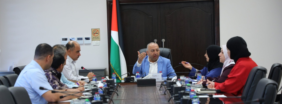 اللّجنة المحلية في سلفيت لحملة زيتون 2025 تعقد اجتماعها التنسيقي في مقر المحافظة لمناقشة خطة عملها.